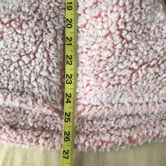 Furry vest by Blue Rain pink warm full zip S small sleeveless stadium vest - Picture 5 of 7